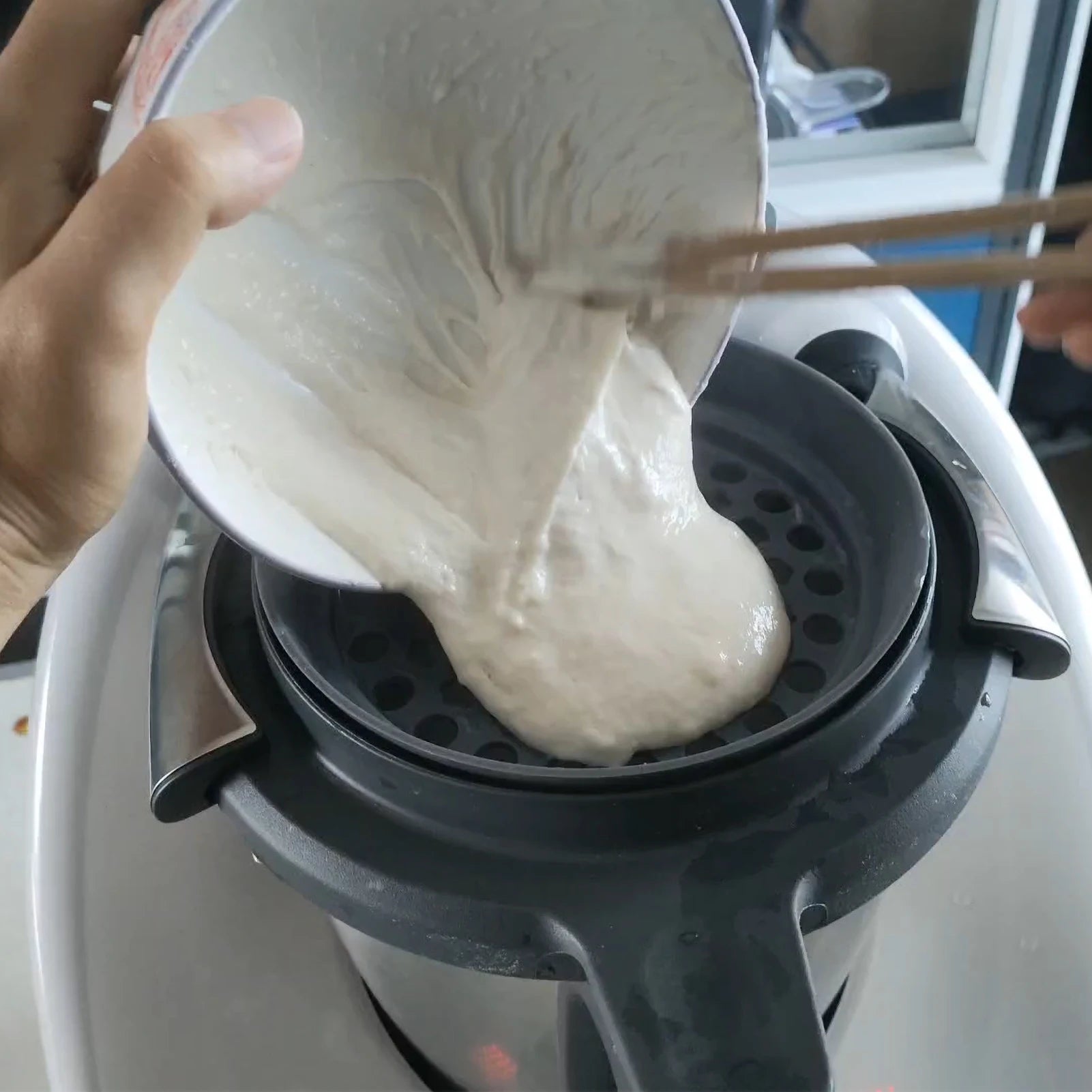 Dosificador y tamizador de harina compatible Thermomix® TM5/TM6/TM31 – Medición precisa y sin grumos